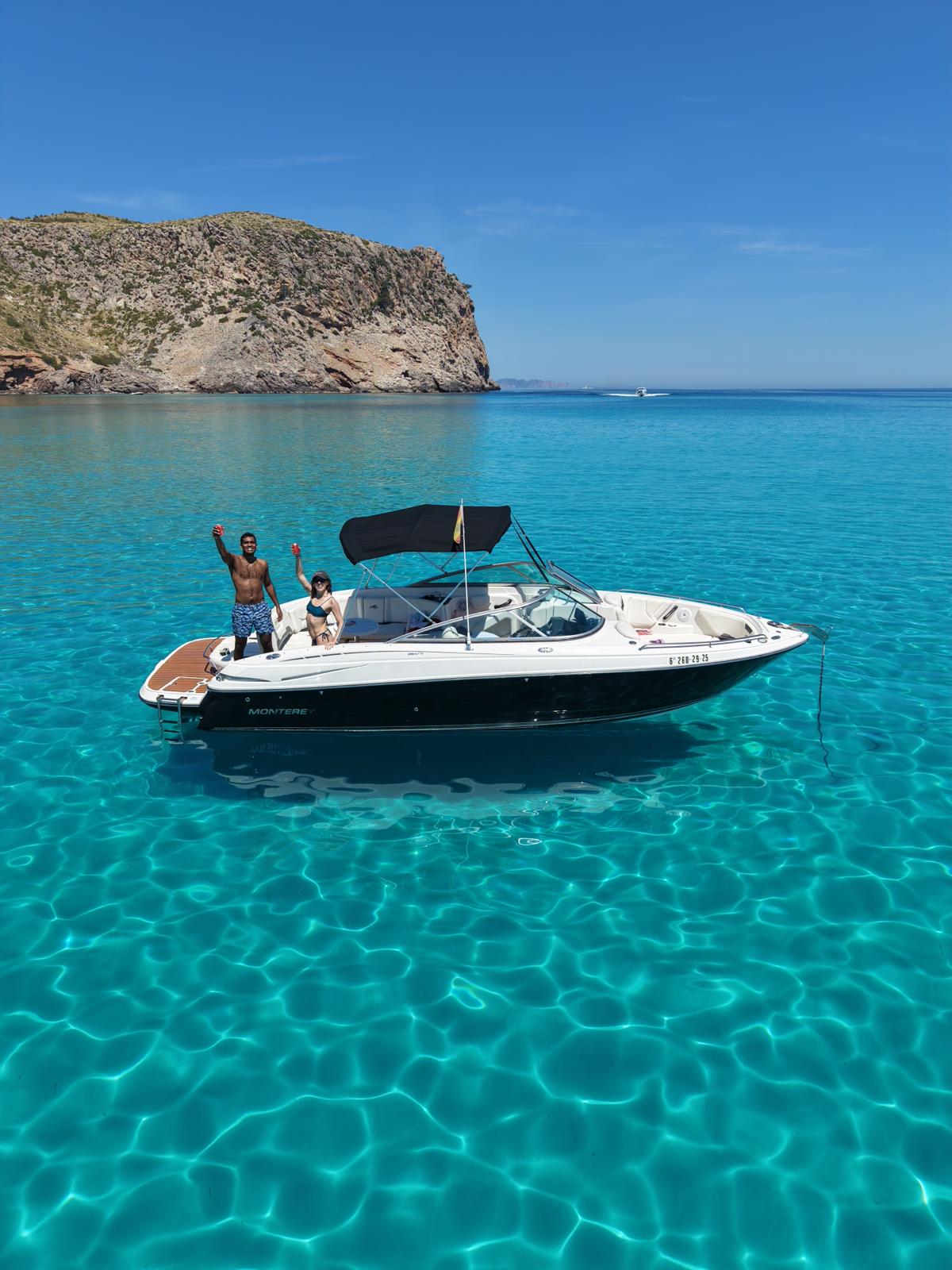 Monterey (máx 7 pax) — Coll Baix, Formentor, Cala Figuera (6h)