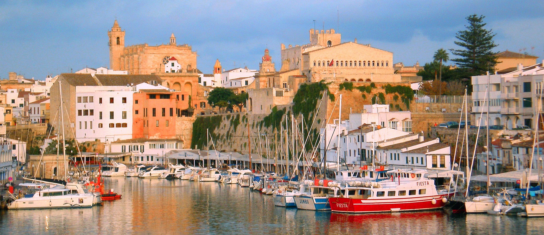 Vuelta Isla Menorca + Ruta guiada directo puerto